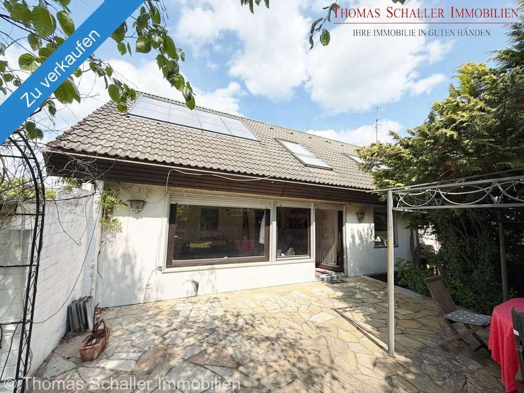 Immobilie in Pyrbaum - Viel Platz für Ihre Ideen – Einfamilienhaus mit Dachstudio, Doppelgarage und 923 m² Grundstück - Bild 0
