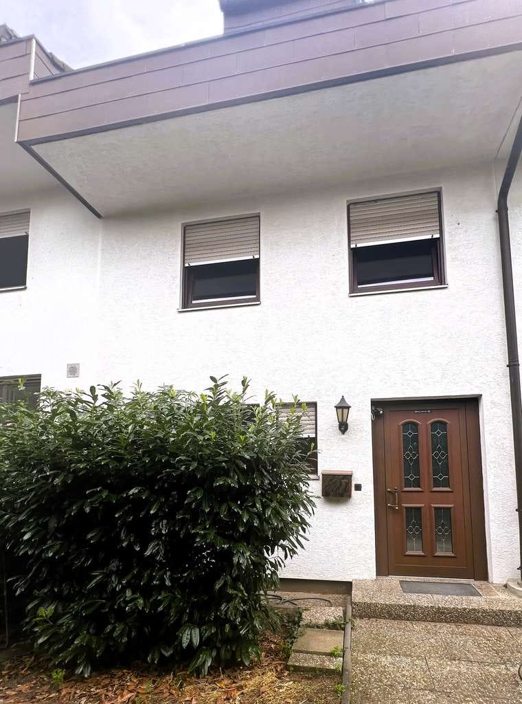 Immobilie in Langenzenn - Langenzenn: RMH mit Wintergarten und Galerie in ruhiger Lage - Bild 2