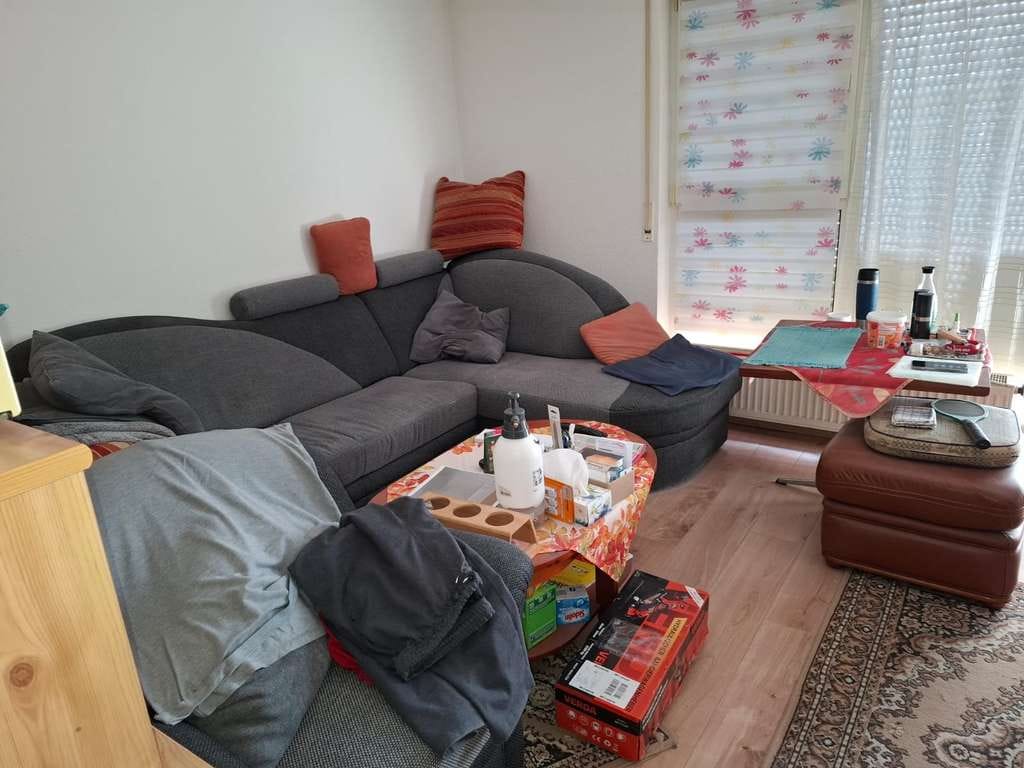 Immobilie in Erfurt - Helle 2 Raum-Wohnung in einer gepflegten, ruhigen Wohnanlage. Mit Balkon und KFZ-Stellplatz - Bild 2