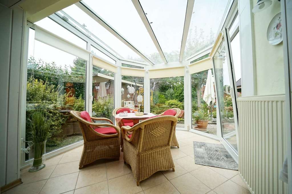 Immobilie in Ritterhude - Charmantes Einfamilienhaus auf attraktiven Hanggrundstück mit Carport - Bild 4