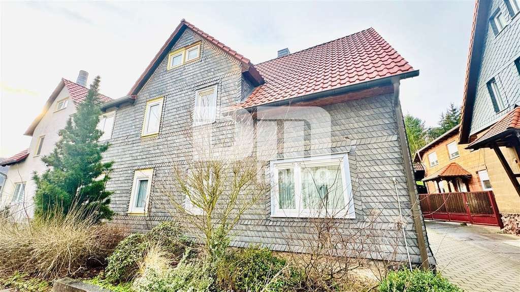 Immobilie in Heilbad Heiligenstadt - 1 - 2 Familienhaus inkl. Anbau BJ 1995 in hervorragender Lage mit Gartenbereich und Nebengebäude - Bild 0