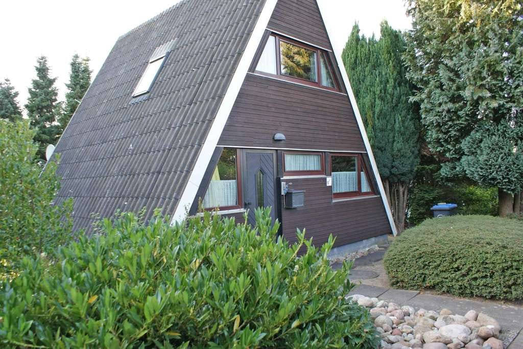 Immobilie in Damp - Zeltdachhaus mit grossem Grundstück im Ostsee Resort Damp - Bild 0