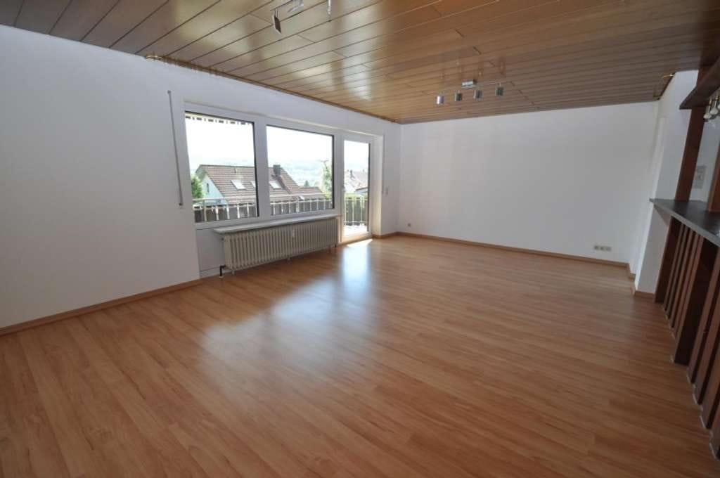 Immobilie in Öhningen - 2-Zimmer-Eigentumswohnung mit großem Süd-West-Balkon und Außenstellplatz - sofort frei - Bild 3