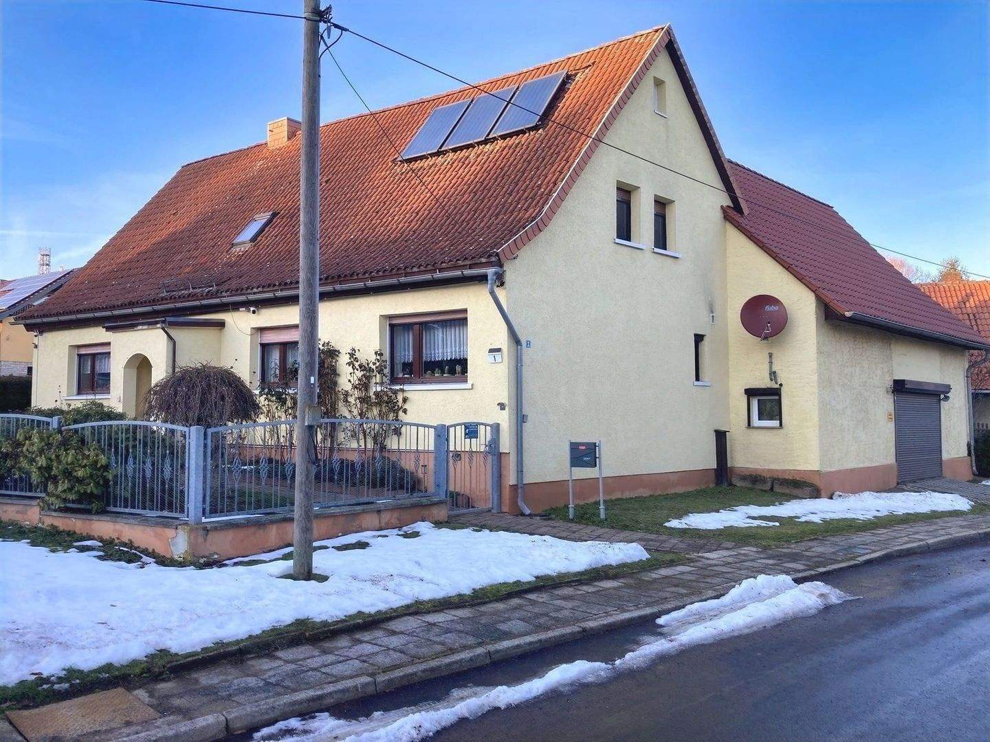 Immobilie in Sangerhausen - Nachhaltig wohnen, großzügig leben - Energieeffizienz trifft Komfort ! - Bild 0