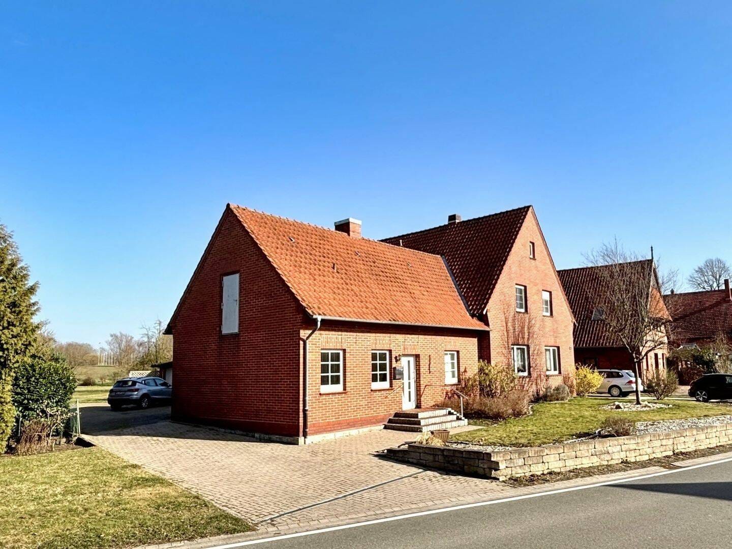 Immobilie in Petershagen - Vielfältige Nutzungsmöglichkeiten: Zweifamilienhaus in Petershagen! - Bild 4