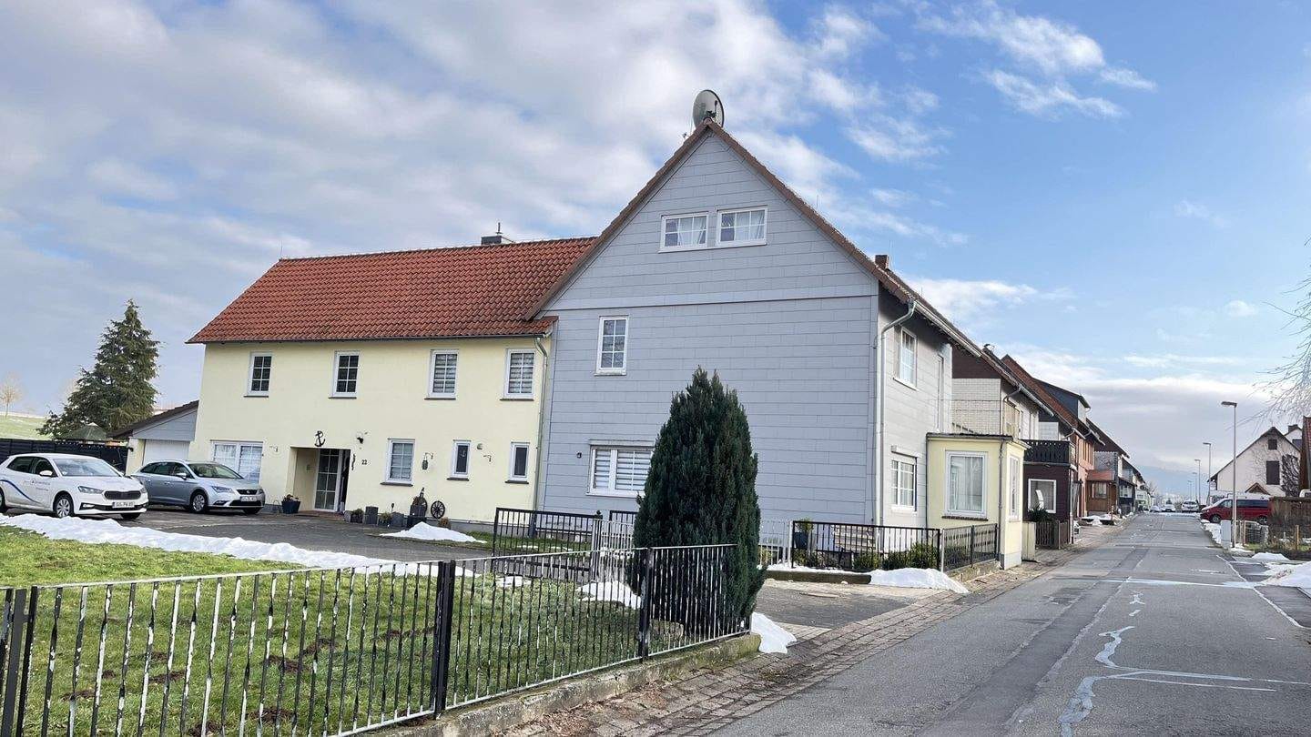 Immobilie in Kalefeld - Großzügiges Ein- bis Zweifamilienhaus in naturnaher Randlage! - Bild 0