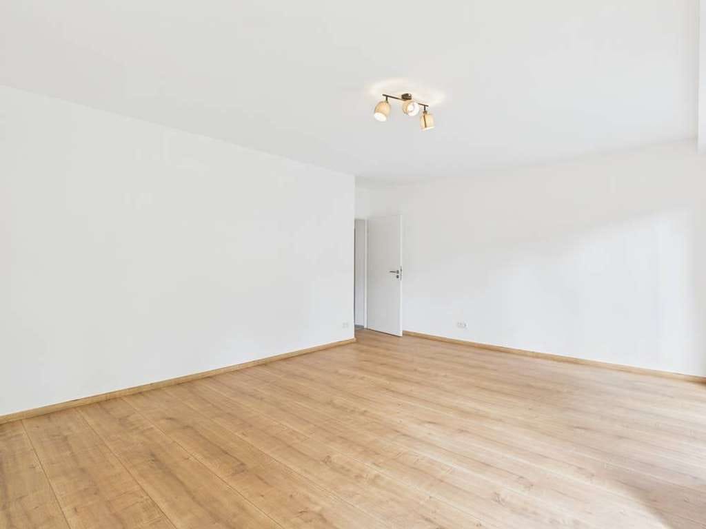 Immobilie in Königstein - Sanierte 2-Zimmer-Eigentumswohnung
mit Terrasse in Königstein - Bild 2