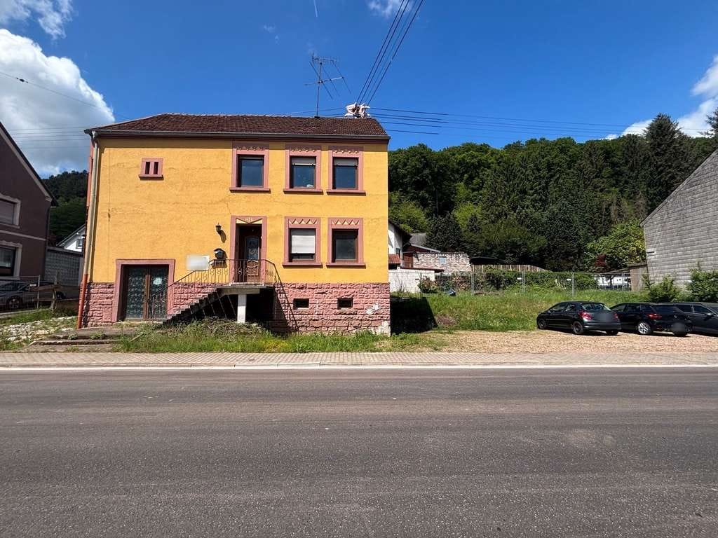 Immobilie in Beckingen - Projektiertes Einfamilienhaus mit separatem Baugrundstück in zentraler Lage von Beckingen-Hausstadt - Bild 0