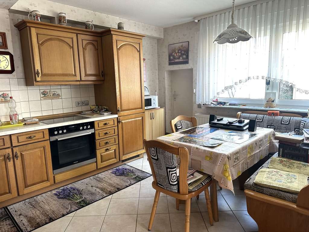 Immobilie in Bad Mergentheim - Modernisiertes 2-Familienhaus mit Einliegerwohnung – ideal für Eigennutzer oder Kapitalanleger - Bild 4