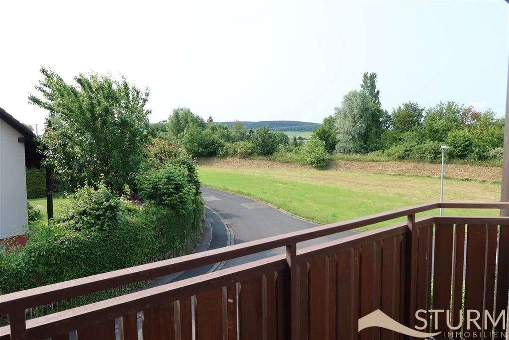 Immobilie in Zellingen - Ein Traum für Familien - Reihenmittelhaus in idyllischer, sonniger Lage mit Garten und Garage - Zellingen - Bild 3