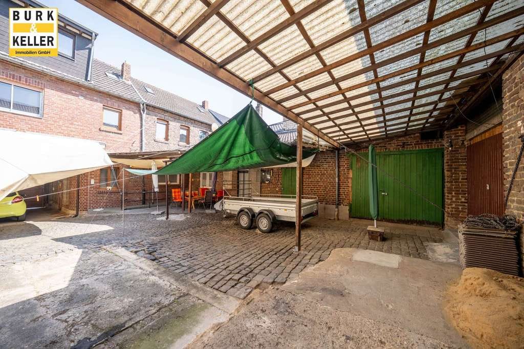 Immobilie in Elsdorf - Historisch gewachsenes Hofanwesen: Wohnhaus, Scheune, Gewerbehalle und großzügige Flächenreserven - Bild 4
