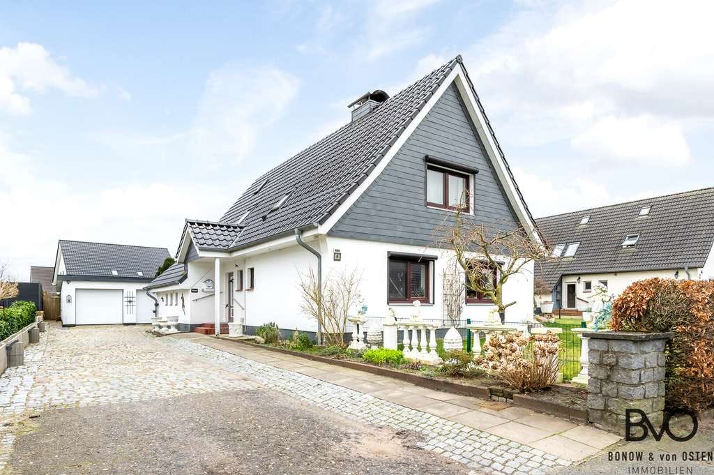 Immobilie in Wahlstedt - Modernisiertes Wohnhaus - Option zur Einliegerwohnung - Bild 2