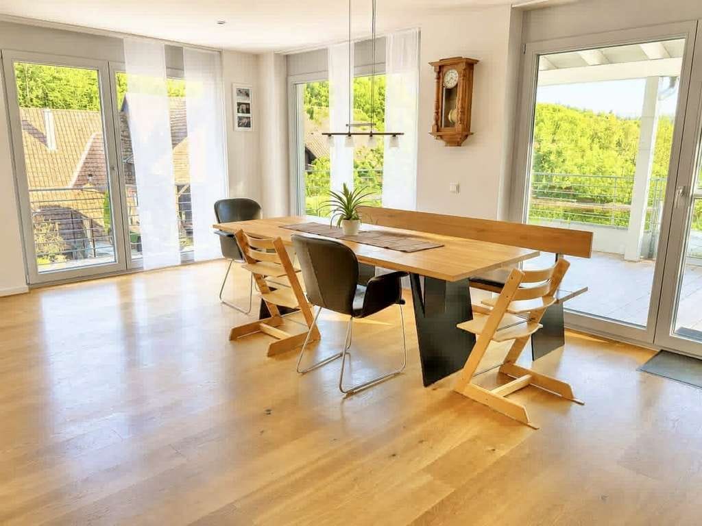Immobilie in Hohentengen am Hochrhein - Attraktives Einfamilienhaus mit großzügigem Garten im Grünen - Bild 1