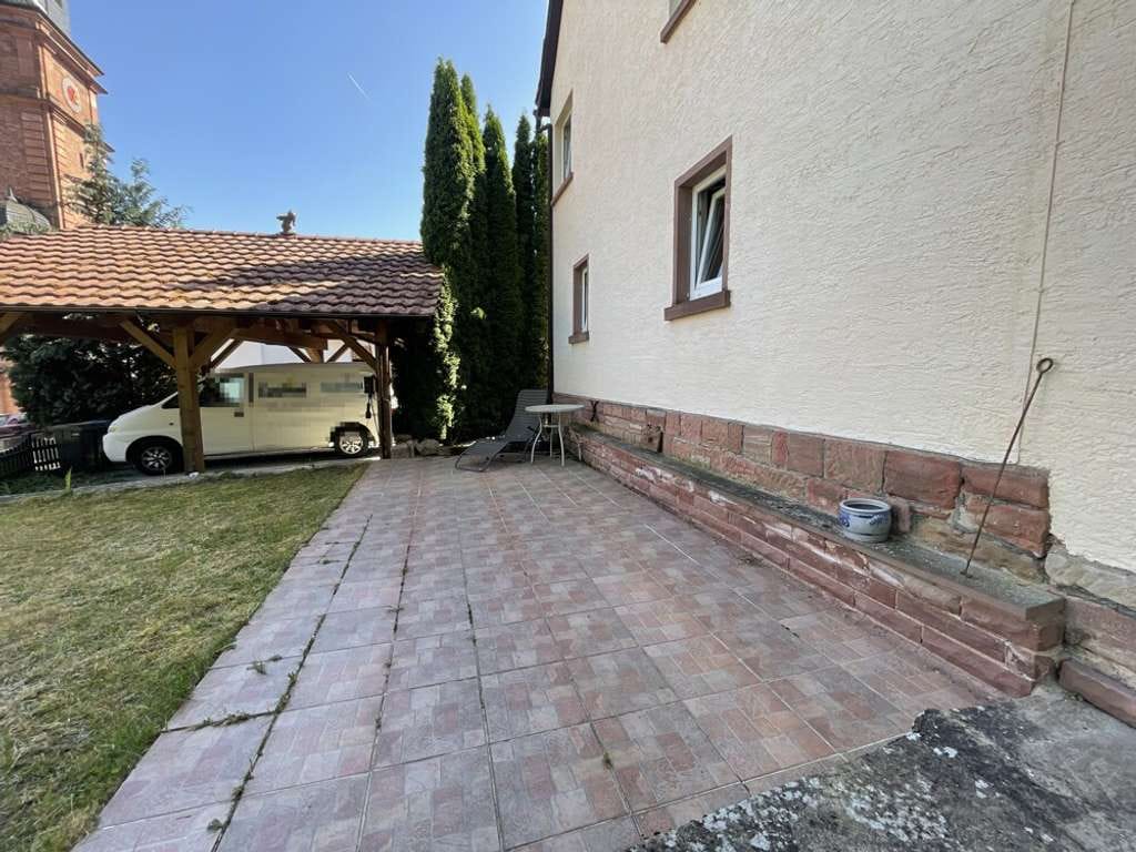 Immobilie in Collenberg - Liebevolles Einfamilienhaus mit Garten und großem Carport! - Bild 2