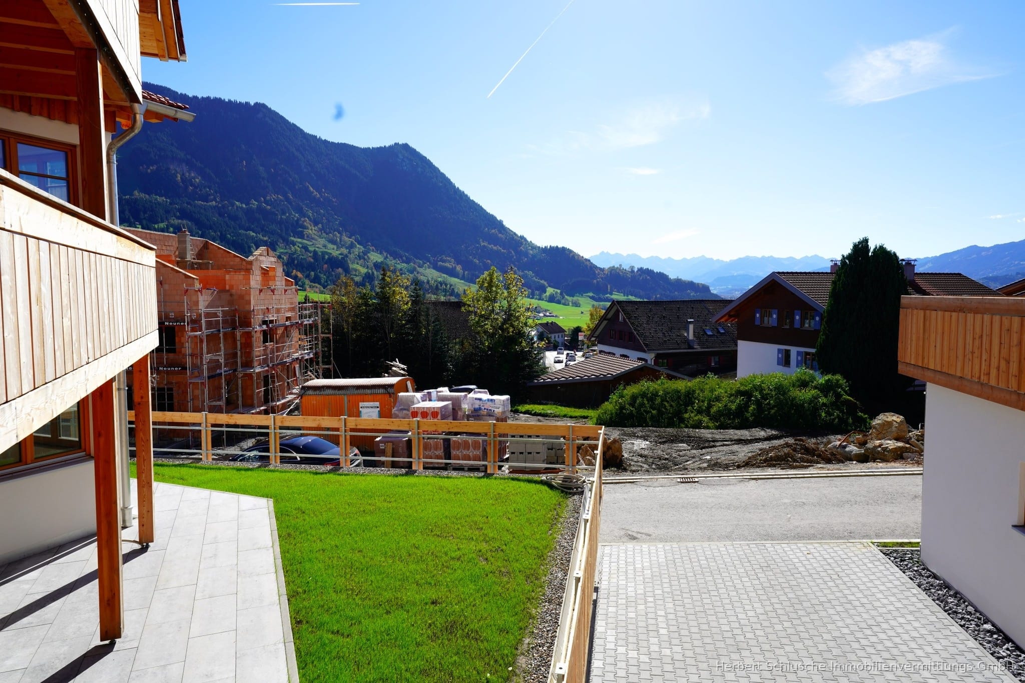 Immobilie in Rettenberg - Mit tollem Bergblick & Hochwertige Neubau Doppelhaushälften im Oberallgäu - Bild 1