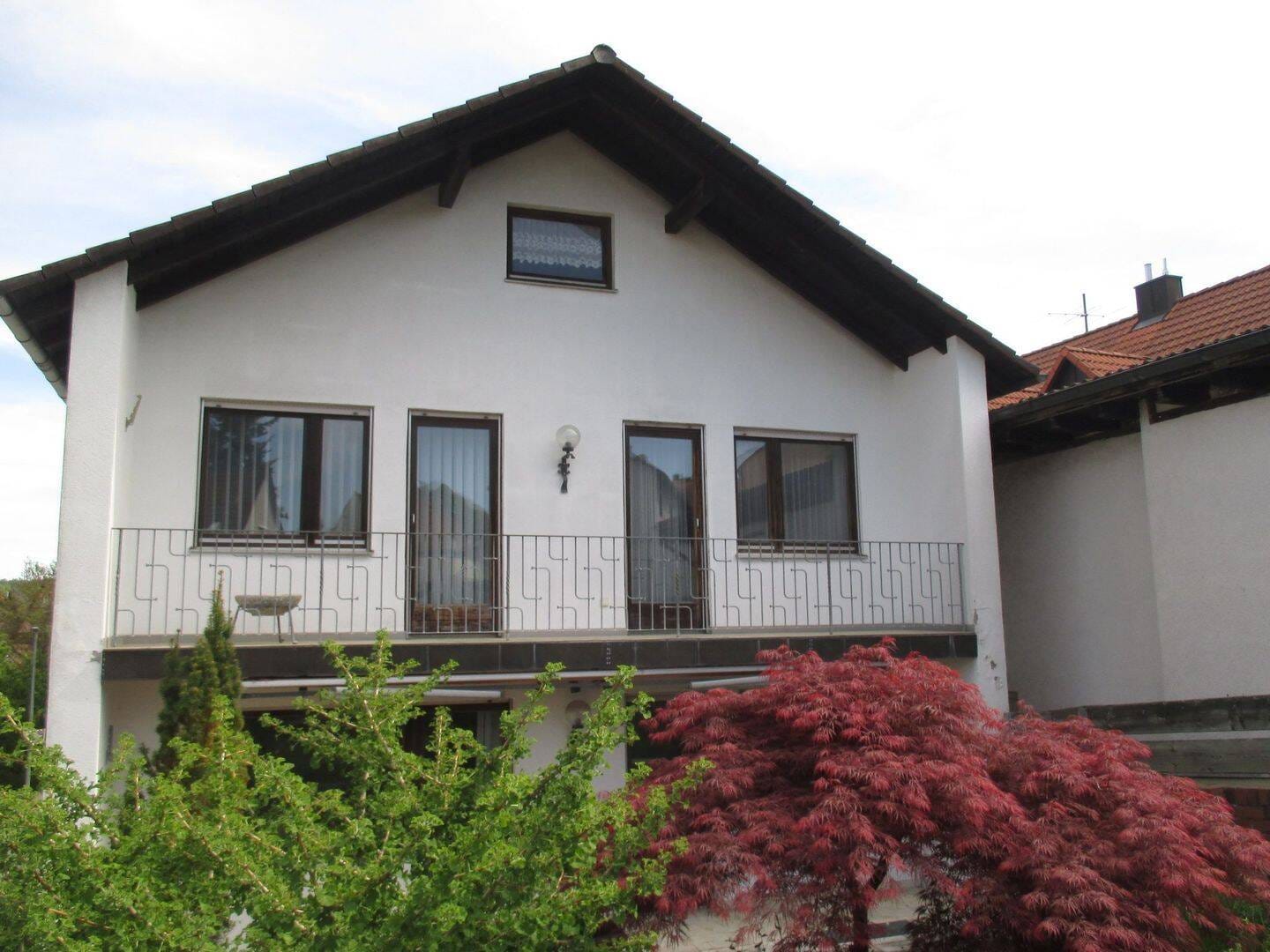 Immobilie in Mainburg - GIS IMMOBILIEN - Freistehendes Haus mit Lagergebäude zum Renovieren! - Bild 3