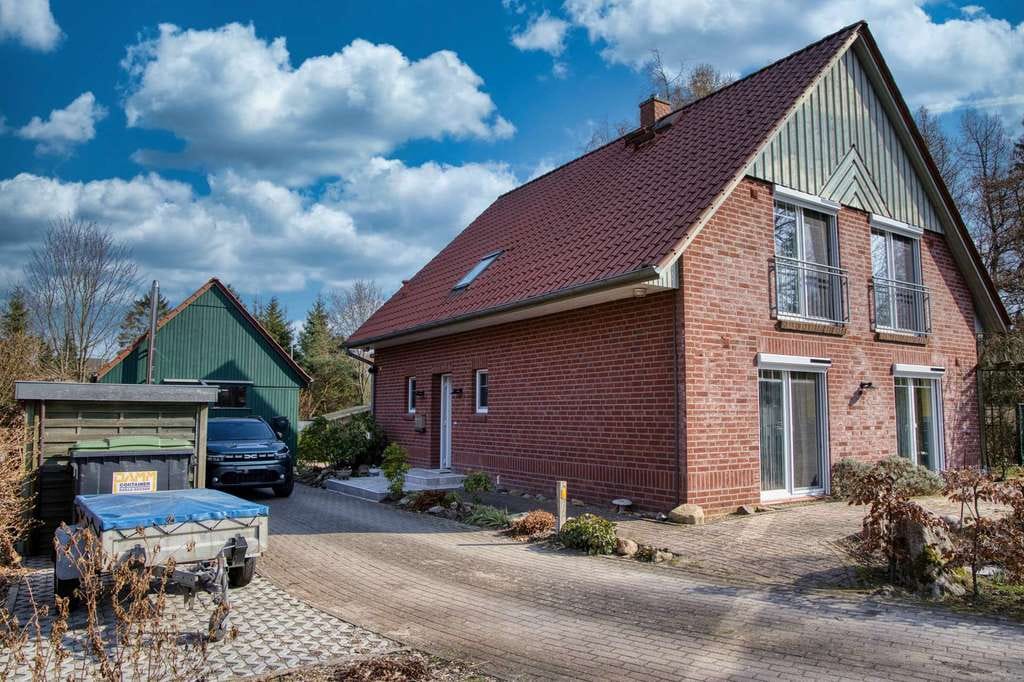 Immobilie in Egestorf - Viebrockhaus aus dem Jahre 2004 - Einziehen und wohlfühlen - Bild 0