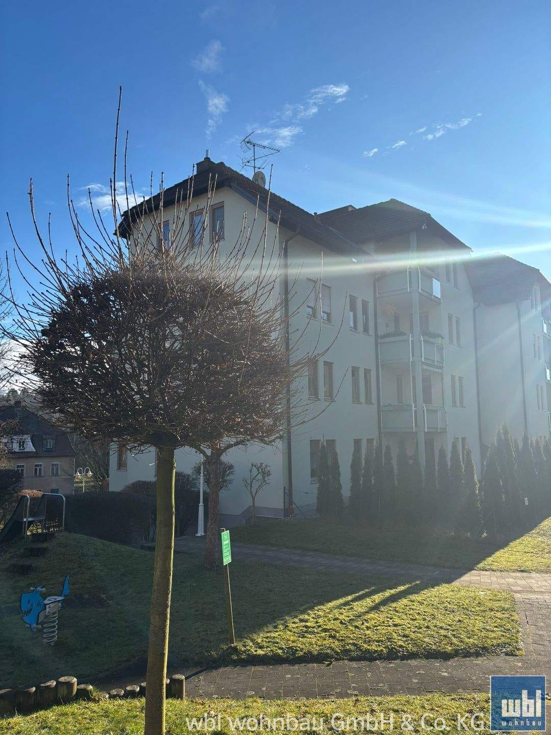 Immobilie in Waldheim - Kapitalanlage: 3-Zimmer-Wohnung mit Balkon - Fahrstuhl im Haus und TG-Stellplatz - Bild 0