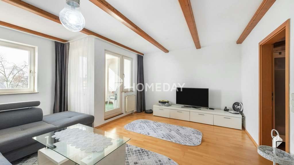 Immobilie in Baindt - Lichtdurchflutete Maisonettewohnung mit Haus-Charakter und Loggia – Ihr neues Zuhause - Bild 0