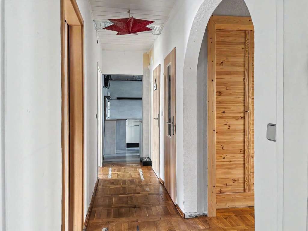 Immobilie in Stavenhagen - Gepflegtes Einfamilienhaus mit Einliegerwohnung, Garten und Garage am Rande von Stavenhagen - Bild 3