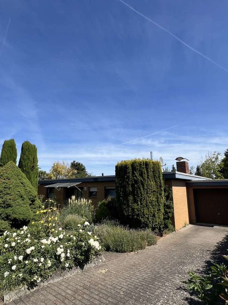 Immobilie in Battenberg (Pfalz) - Bungalow mit Gartenidylle in Battenberg - Bild 1