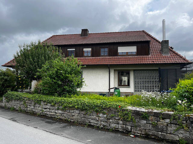 Immobilie in Anröchte - Viel Wohnraum in traumhafter Idylle! 2 FH in Anröchte-Berge - Bild 2