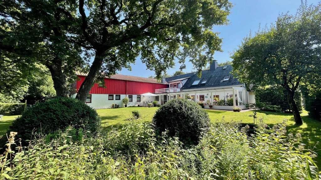 Immobilie in Schafflund - Wohnen im Außenbereich von Schafflund! Ehemaliger Bauernhof auf ca. 3.848 m² Grundstück - Bild 2