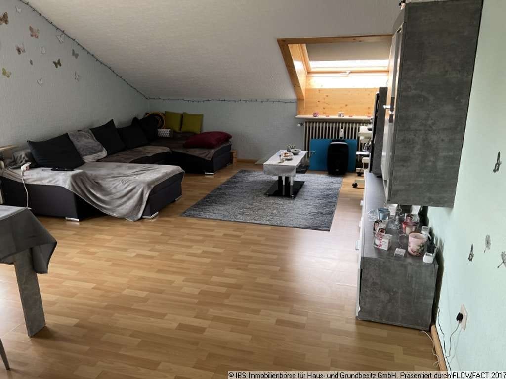 Immobilie in Mainhardt - Helle und freundliche 3-Zimmer-Wohnung mit guter Raumaufteilung, Balkon und Stellplatz - Bild 3
