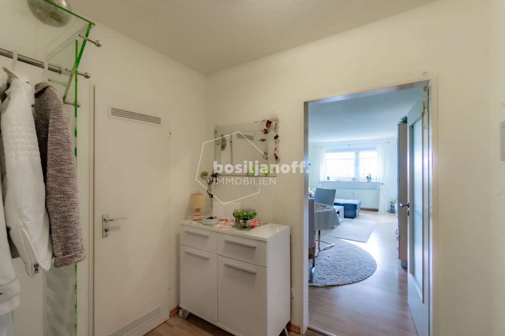 Immobilie in Singen (Hohentwiel) - SELBSTBEZUG ODER KAPITALANLAGE – ATTRAKTIVE 1,5-ZIMMER-WOHNUNG MIT LOGGIA IN SINGEN-NORD - Bild 4