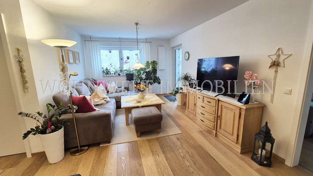 Immobilie in Neufahrn in Niederbayern - Helle, barrierefreie 2-Zi.-EG-Wohnung mit gepflegtem Garten - Bild 3