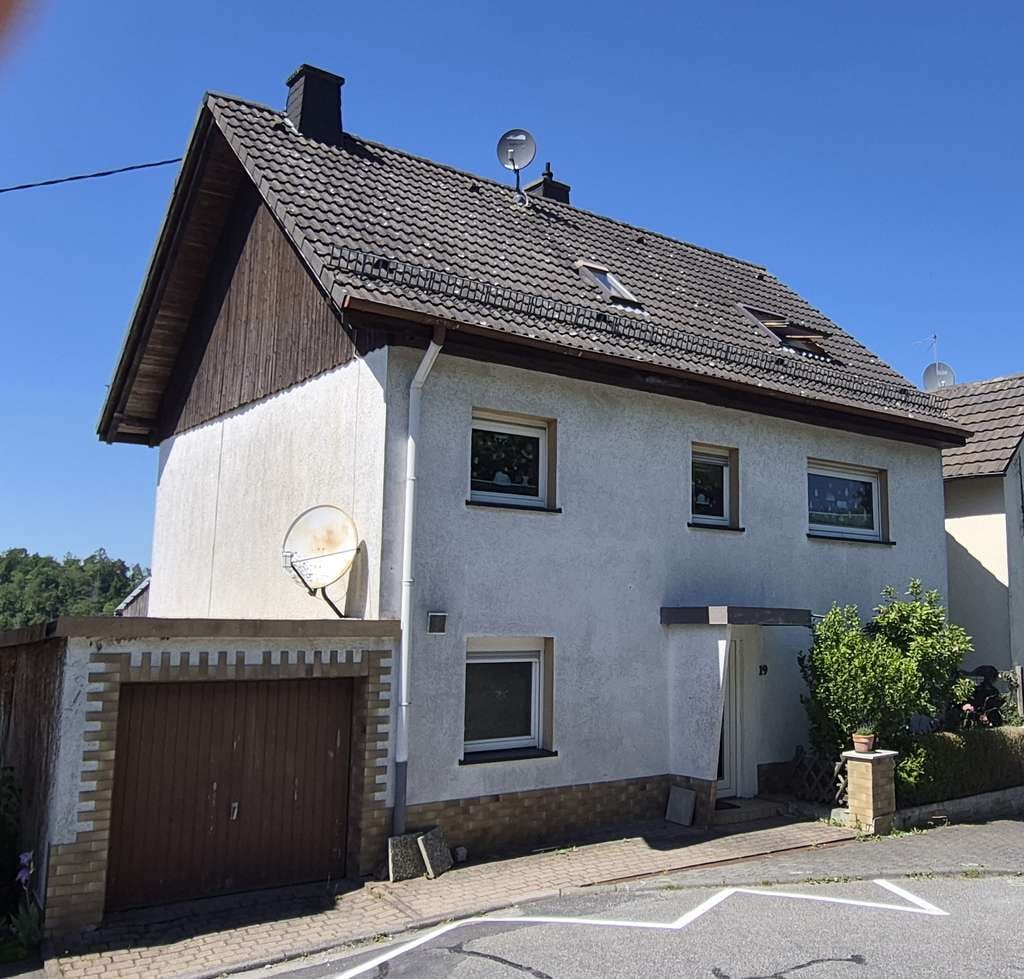 Immobilie in Bad Schwalbach - Immobilienpaket in Hettenhain – Kapitalanlage und Eigennutzung in attraktiver Taunuslage - Bild 1