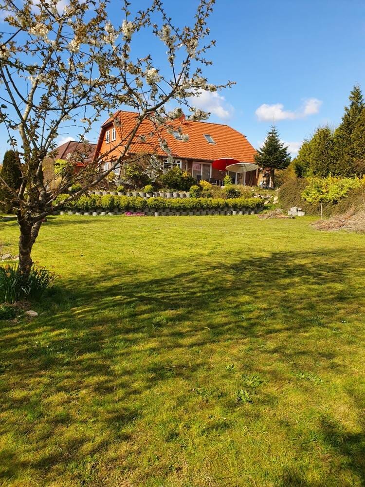 Immobilie in Albersdorf - Albersdorfer Wohntraum: Unverbaubarer Naturblick, 7 Zimmer & Platz für Zukunftspläne! - Bild 2