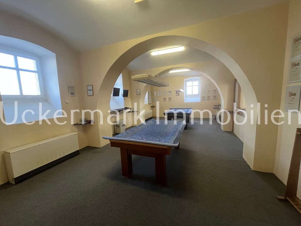 Immobilie in Boitzenburger Land - Außergewöhnlich wohnen in der "Alten Brauerei", Gewerbe oder Büro...alles ist möglich - Bild 1