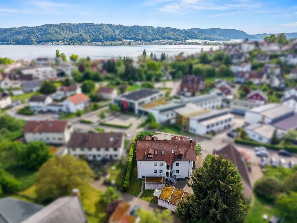 Immobilie in Bodman-Ludwigshafen - Schicke 2-Zi-Garten-Wohnung im Erdgeschoss + 28m² Hobbyraum im UG + Garage/Stellplatz - Bild 1