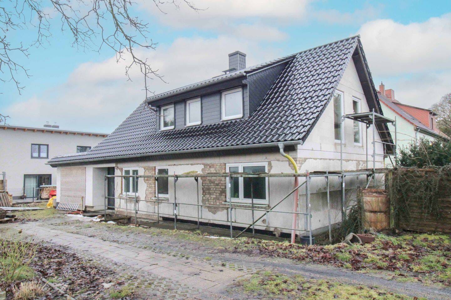 Immobilie in Altefähr - Fortgeschrittener Rohbau nahe Altefähr - Ideal für Familien & Pendler nach Stralsund - Bild 2