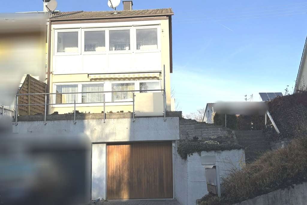 Immobilie in Korb - Frei: Reiheneckhaus mit Wintergarten und Garage in Korb - Bild 0