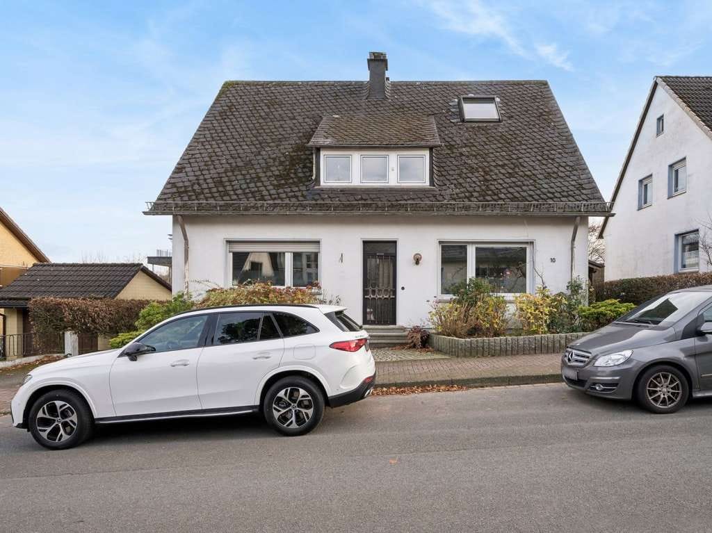 Immobilie in Halver - Haus im Haus: Exklusive 5-Zimmer-Eigentumswohnung in Zentrumsnähe von Halver - Bild 0