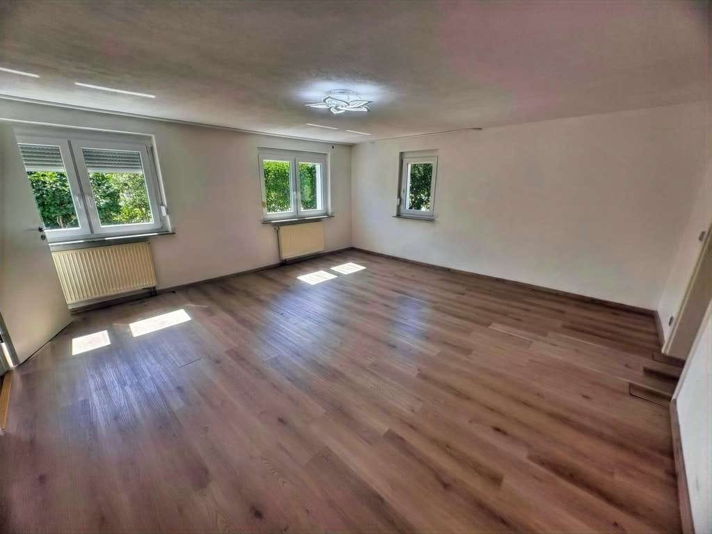 Immobilie in Nusplingen - Einfamilienhaus mit großem Grundstück - Bild 3