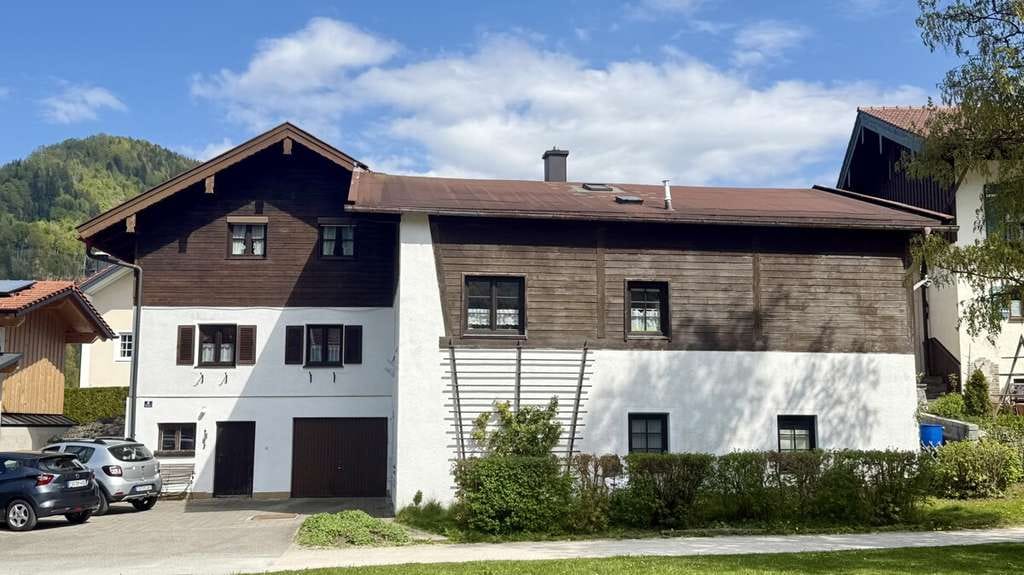 Immobilie in Ruhpolding - Charmantes 2-Familienhaus mit Einliegerwohnung in herrlicher, ruhiger Dorfkernlage von Ruhpolding - Bild 3