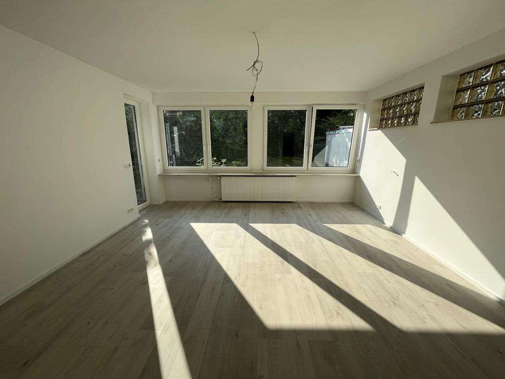 Immobilie in Oberursel - Gepflegtes Mehrfamilienhaus mit 4 Wohneinheiten - attraktives Entwicklungspotenzial - Bild 5