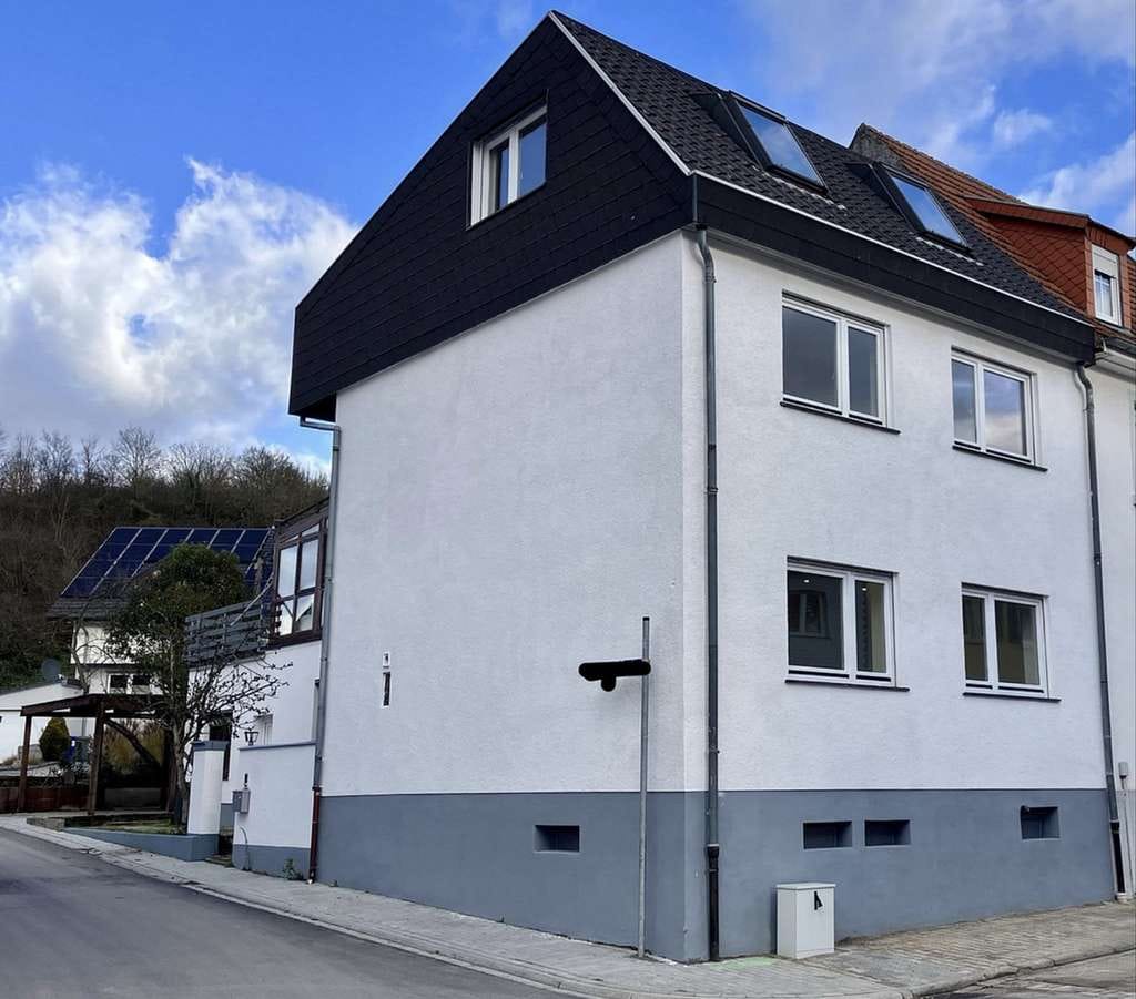 Immobilie in Rauenberg - Neu Renovierte Doppelhaushälfte  in ruhiger Lage - Bild 1
