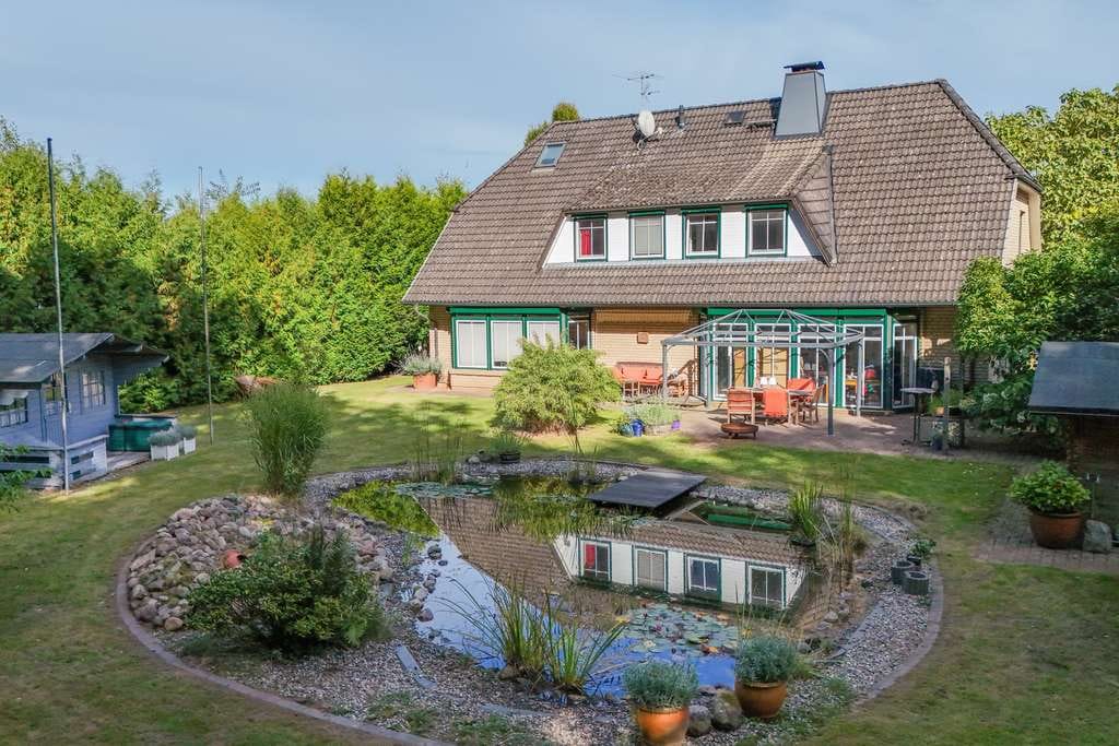 Immobilie in Hasenkrug - Ein Zuhause mit doppelter Stärke - Wohnen und Arbeiten unter einem Dach! - Bild 2