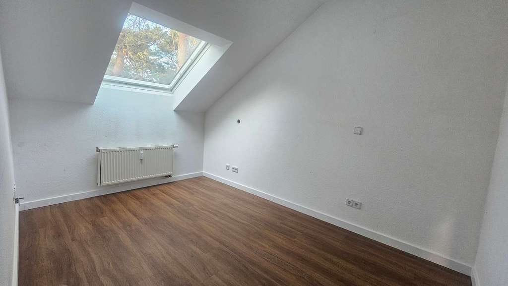 Immobilie in Stahnsdorf - Ruhige, helle 3-Zimmer Wohnung mit Balkon & Stellplatz - Bild 4