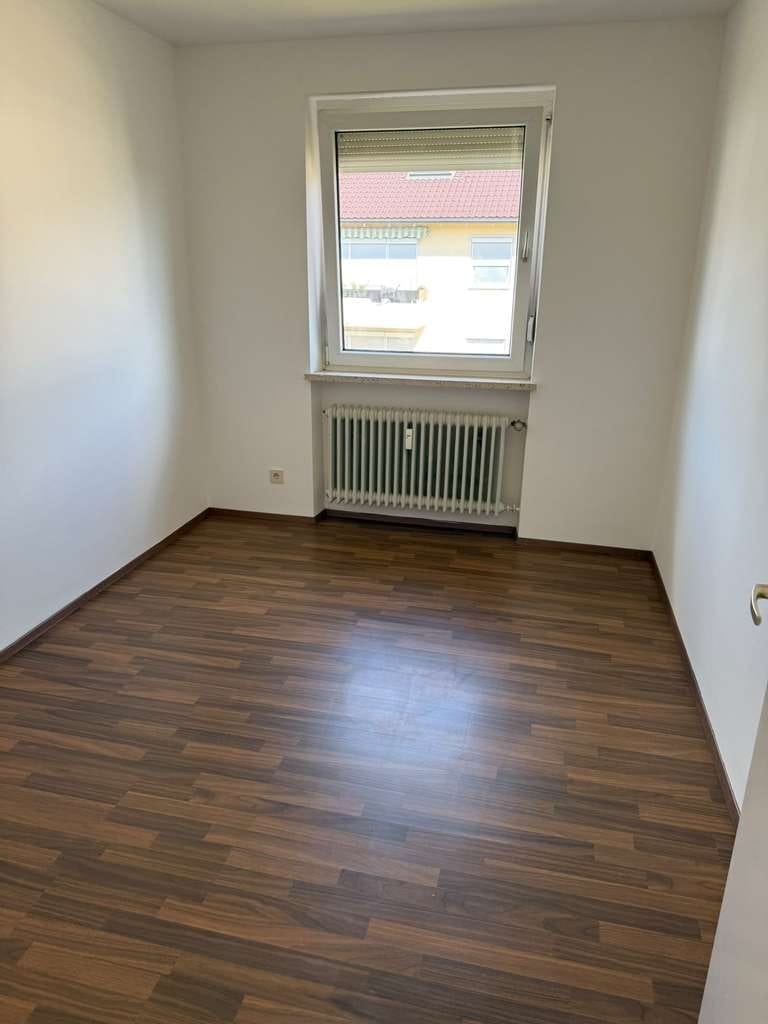 Immobilie in Kissing - Helle 3-Zimmer-Wohnung mit Balkon in zentraler Lage - Bild 2
