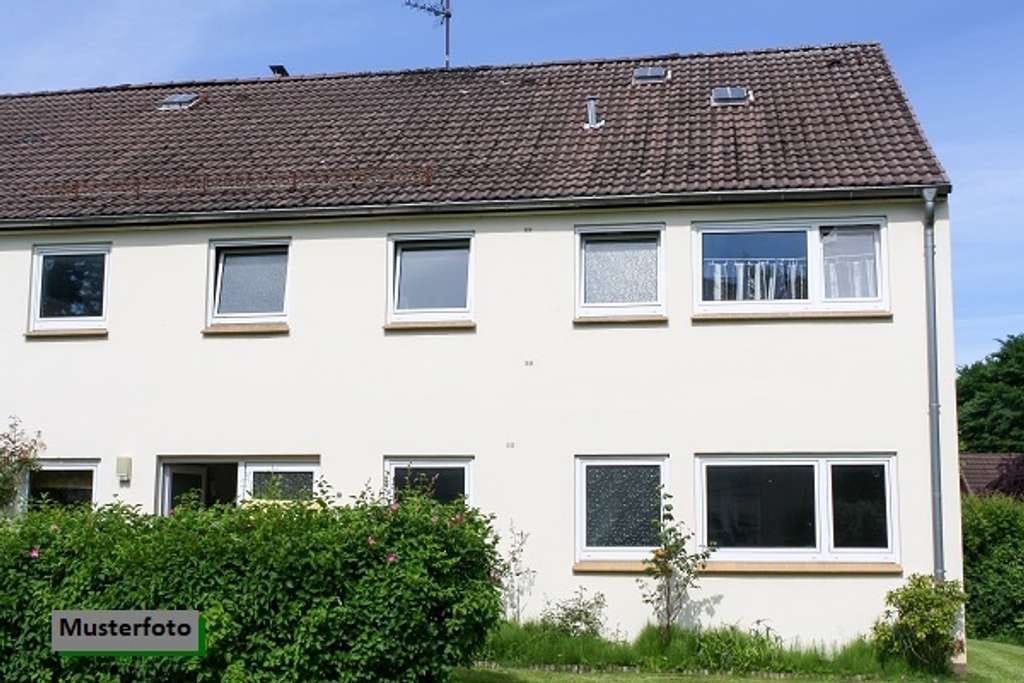 Immobilie in Saarburg - Dreifamilienhaus nebst Bürogebäude und Doppelgarage - provisionsfrei - Bild 0