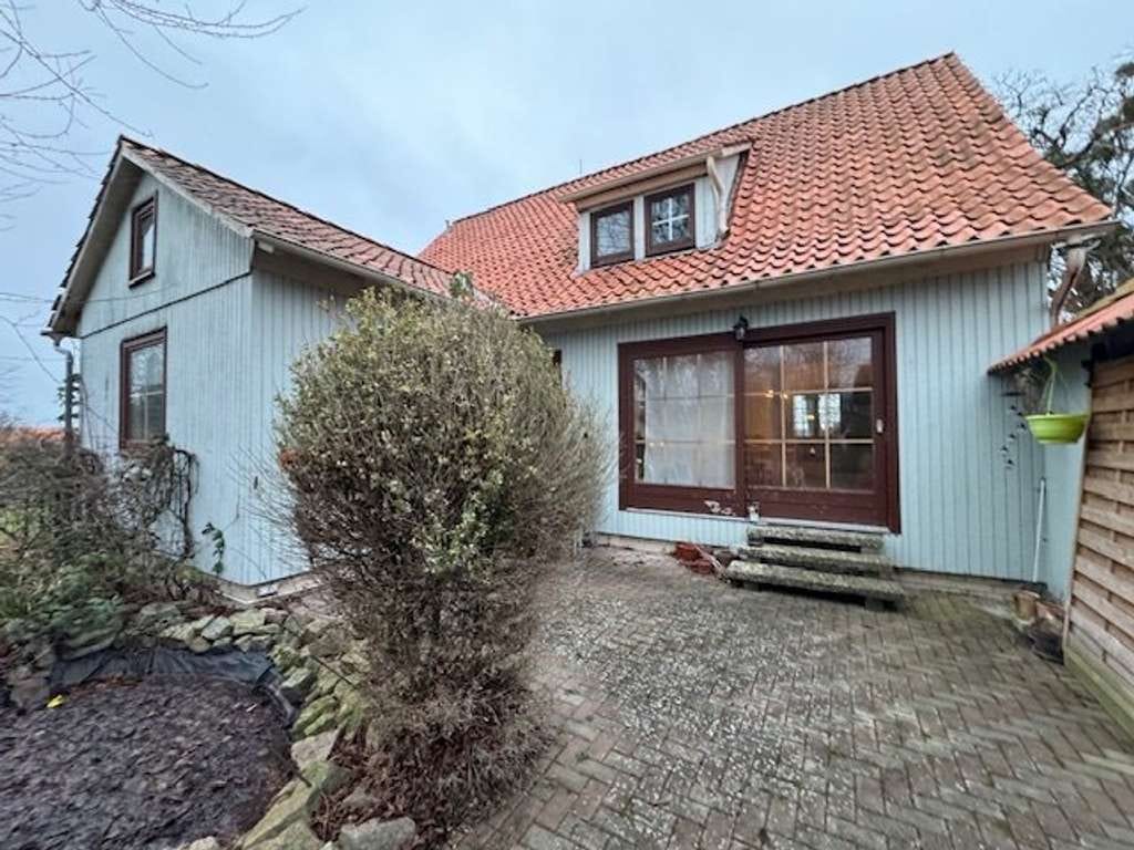 Immobilie in Liebenburg - Einfamilienhaus in Döhren - Neue Heimat für die Familie - Bild 1