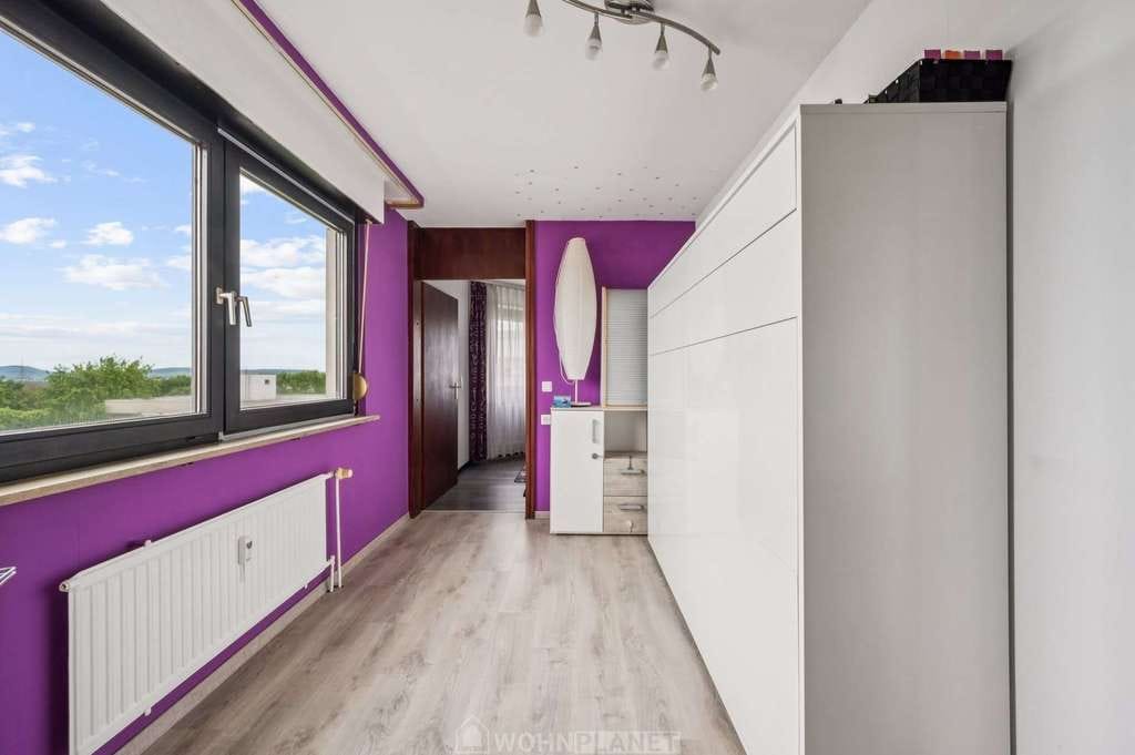Immobilie in Tamm - Über den Dächern von Tamm: Wohnen mit Blick über Tamm - 3,5-Zimmer-Penthouse, Aufzug und Tiefgarage - Bild 4