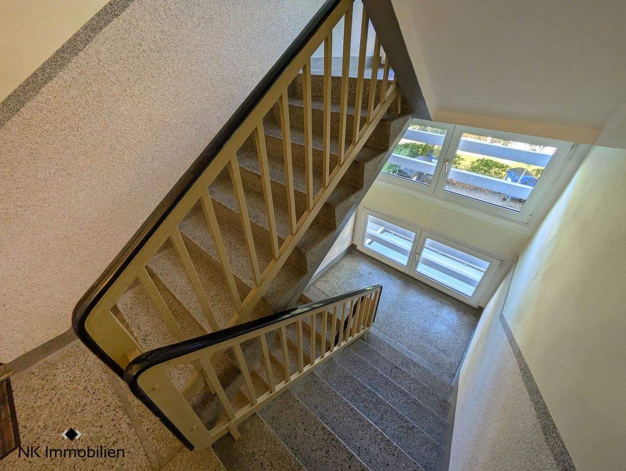 Immobilie in Limbach-Oberfrohna - ++ renovierte 2-Raum Wohnung im Hochparterre - mit Tageslichtbad - Limbach-Oberfrohna ++ - Bild 2