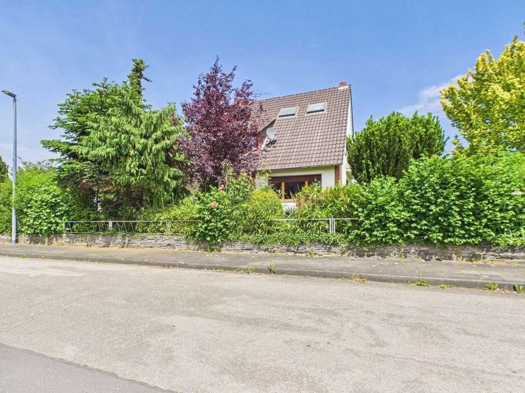 Immobilie in Kreuzau - Großzügiges Wohnhaus in ruhiger Ortslage von Kreuzau-Stockheim - Bild 3