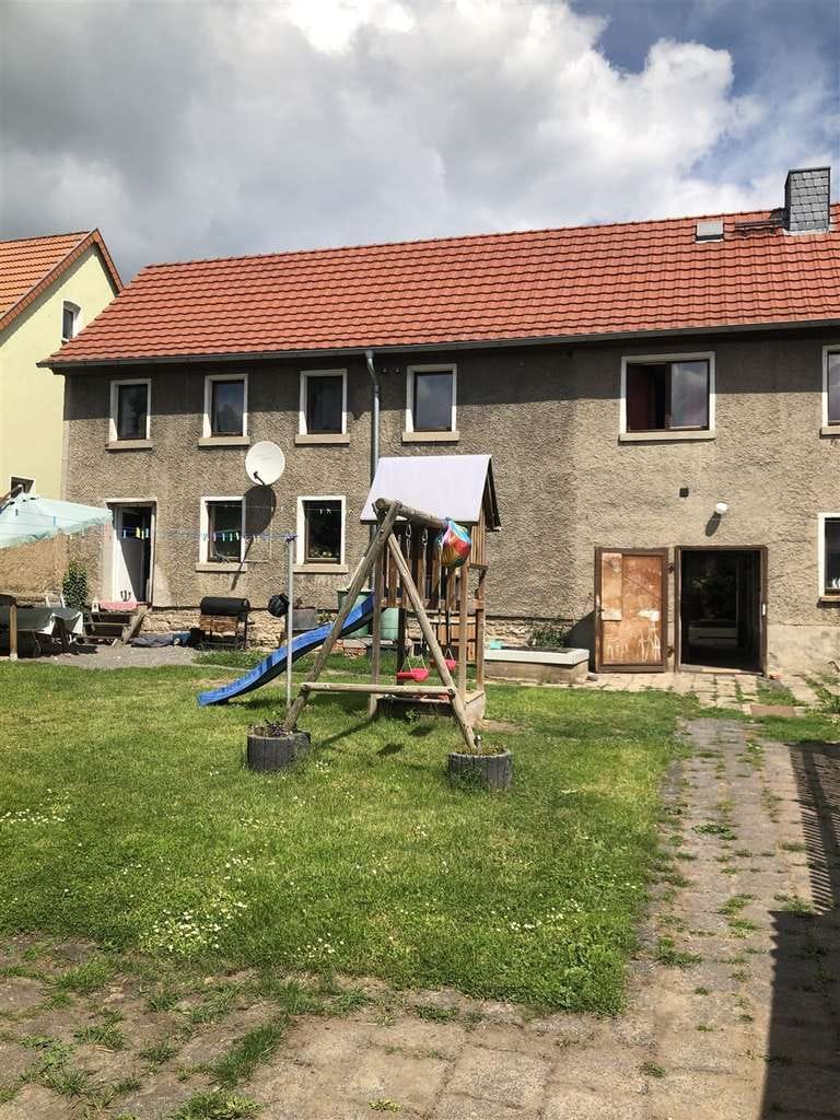 Immobilie in Allstedt - Großzügiges 1–2 Familienhaus mit weitläufigem Grundstück in Holdenstedt - Bild 1